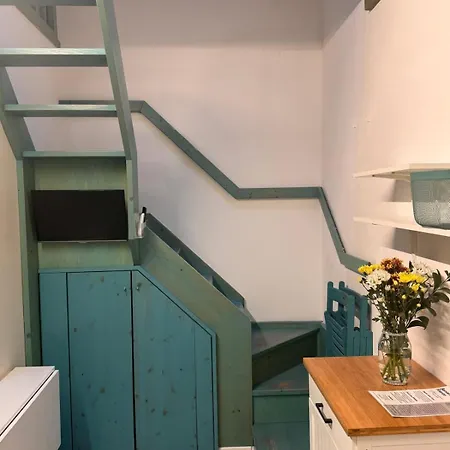 דירה Studio Apartment *